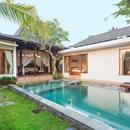Anyar Sari Villa Dalung  Exterior photo